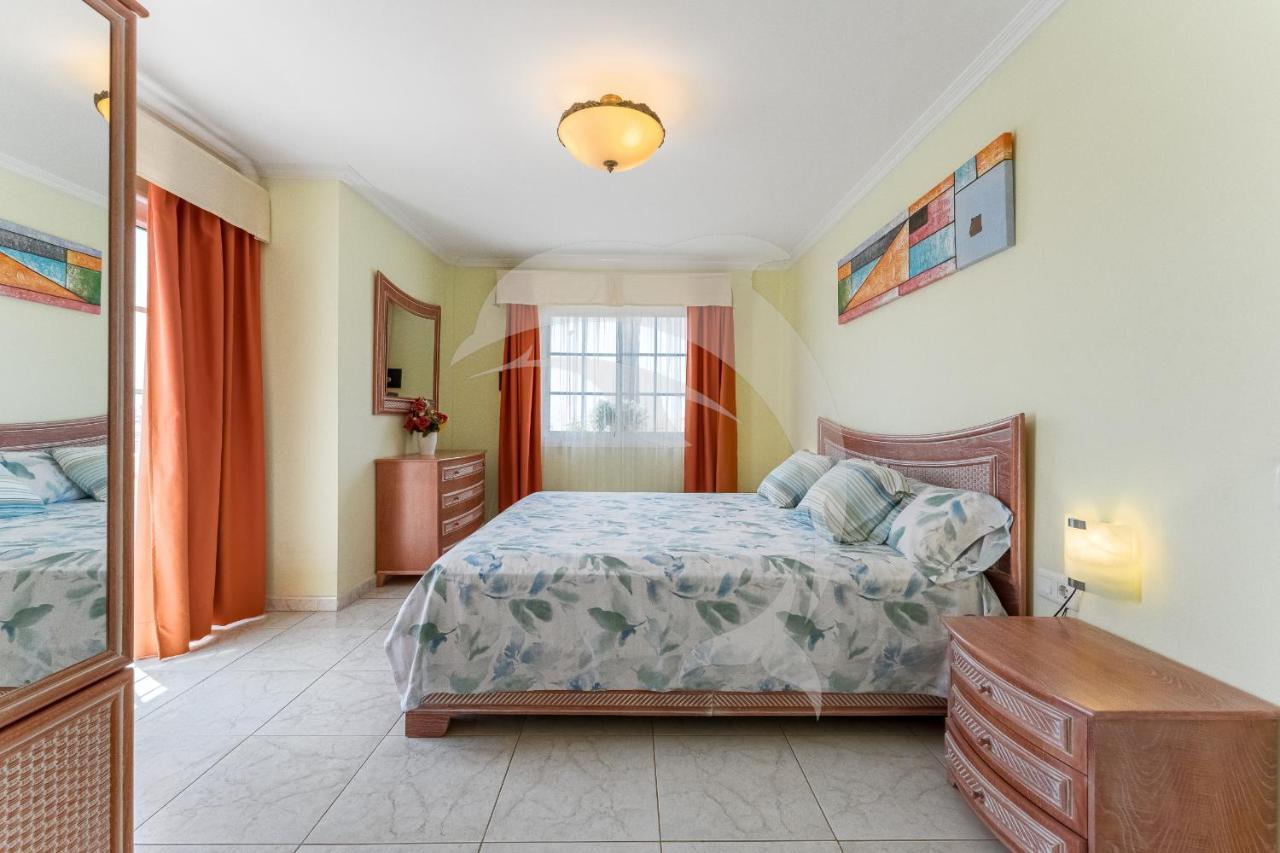 Apartamentos Los Delfines El Medano  Ngoại thất bức ảnh