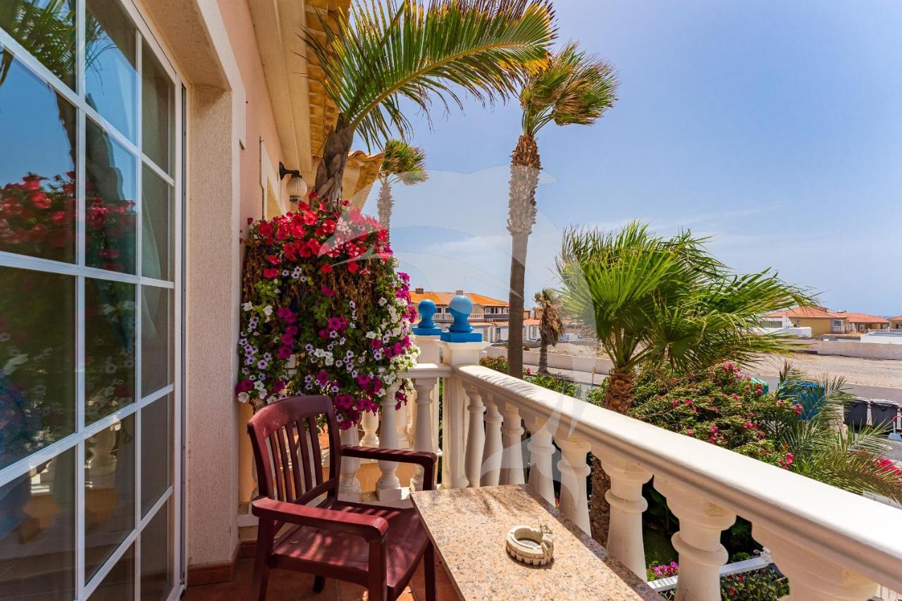 Apartamentos Los Delfines El Medano  Ngoại thất bức ảnh